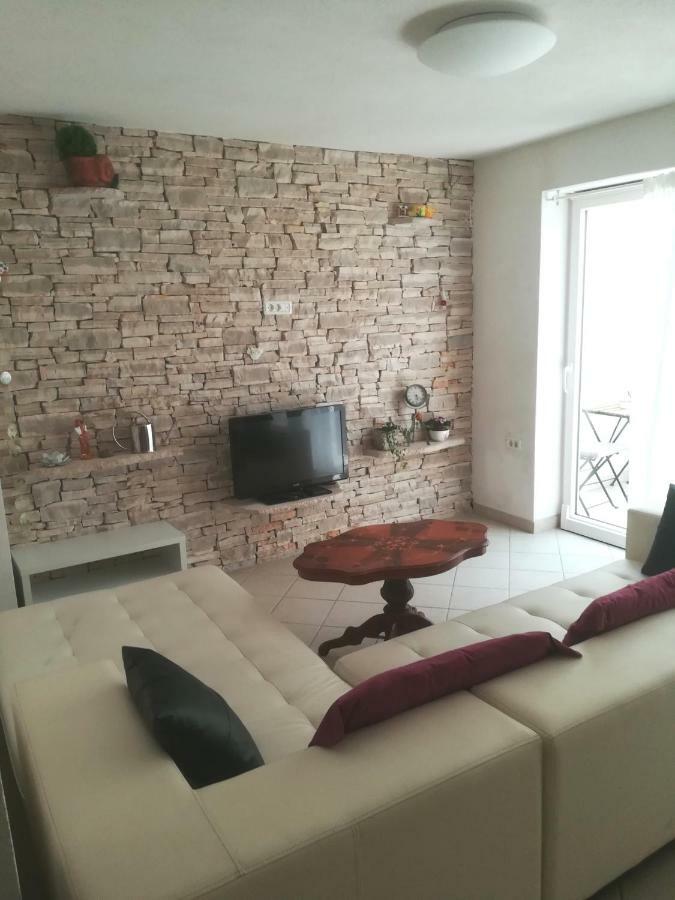Apartma Zalka Ізола Екстер'єр фото