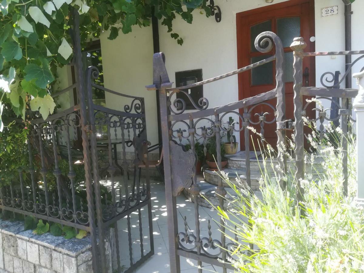 Apartma Zalka Ізола Екстер'єр фото